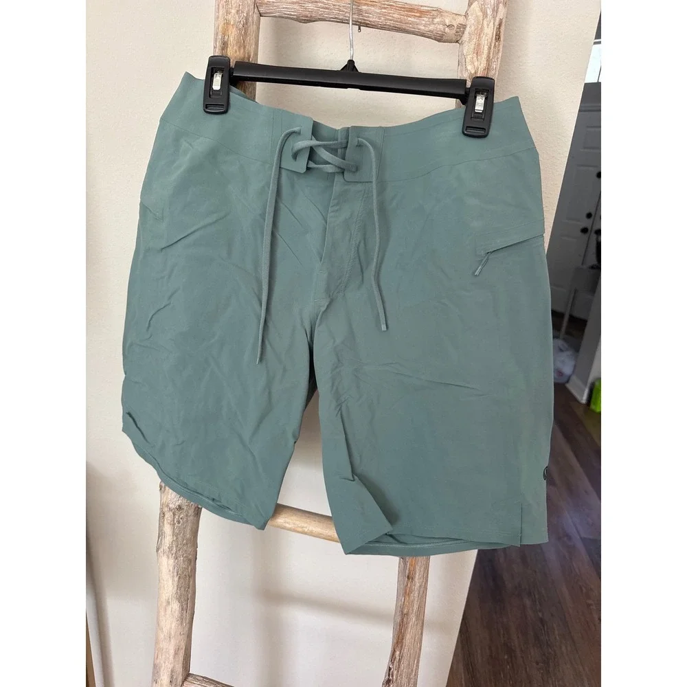 Lululemon Current State Board Short 10